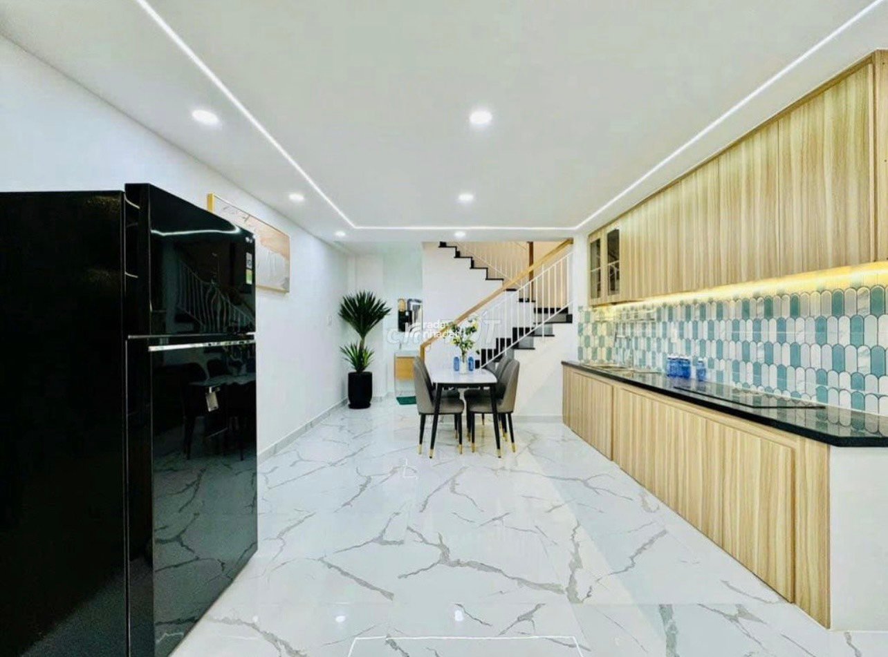 Cô Kiều BÁN NHÀ SIÊU RẺ 29,4m2 giá 2tỷ650tr Đường Trương Quốc Dung P10 Quận Phú Nhuận HCM