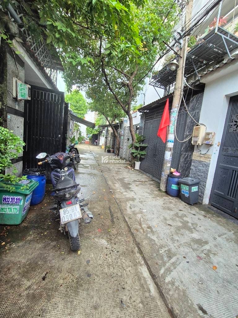 bán nhà gần lê trọng tấn bình hưng hoà