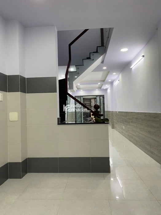  Bán nhà HXH, sát mặt tiền, nhà dài miên man, giá chỉ 8.7 tỷ
