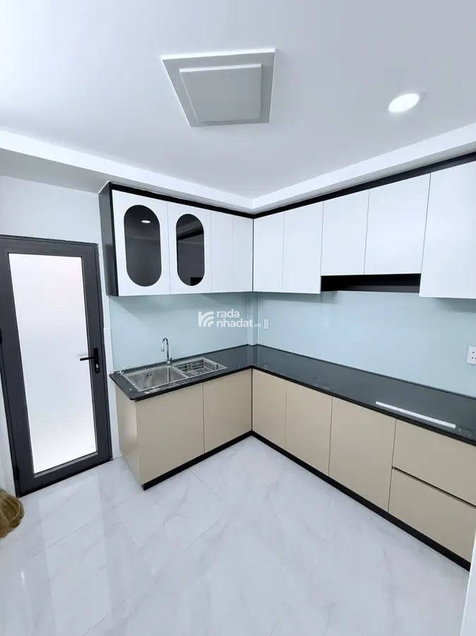 BÁN NHÀ 2 TẦNG MỚI ĐẸP Ở NGAY TRỊNH ĐÌNH THẢO ,HÒA THẠNH, TÂN PHÚ CHỈ 4.05 TỶ