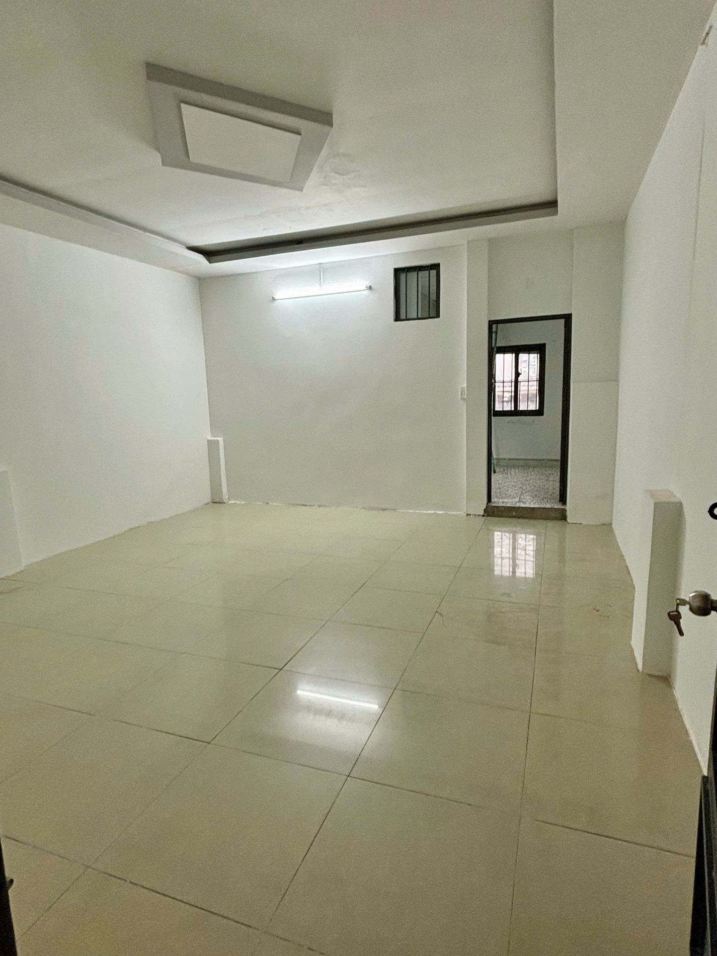 Bán nhà HXH 10m Phan Huy Ích, 100m2, 3 tầng, chỉ 12.5 tỷ TL