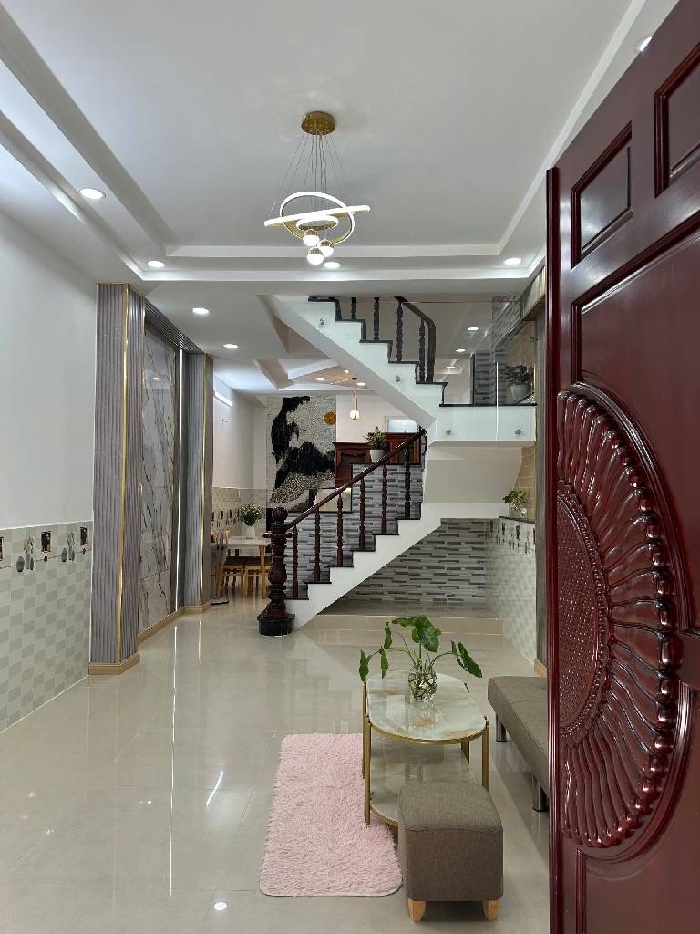 Diện tích: 4 x 14m – Công nhận đủ 56m2Lộ giới: 0.5mHẻm trước nhà: 6mKết cấu: Nhà 
