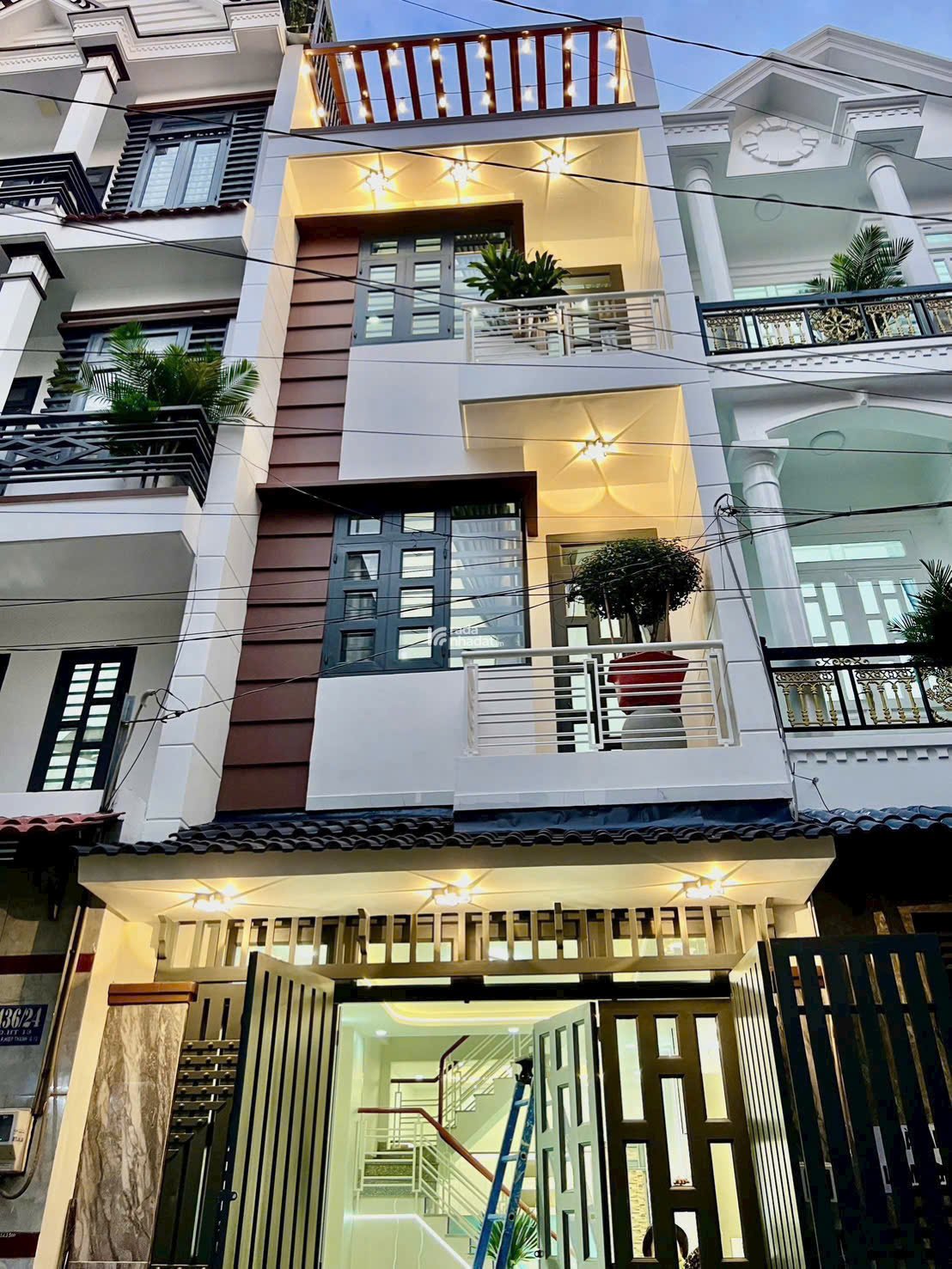   NHÀ ĐẸP HT13 - PHƯỜNG HIỆP THÀNH, Q12 (CŨ) - NHỈNH 5T