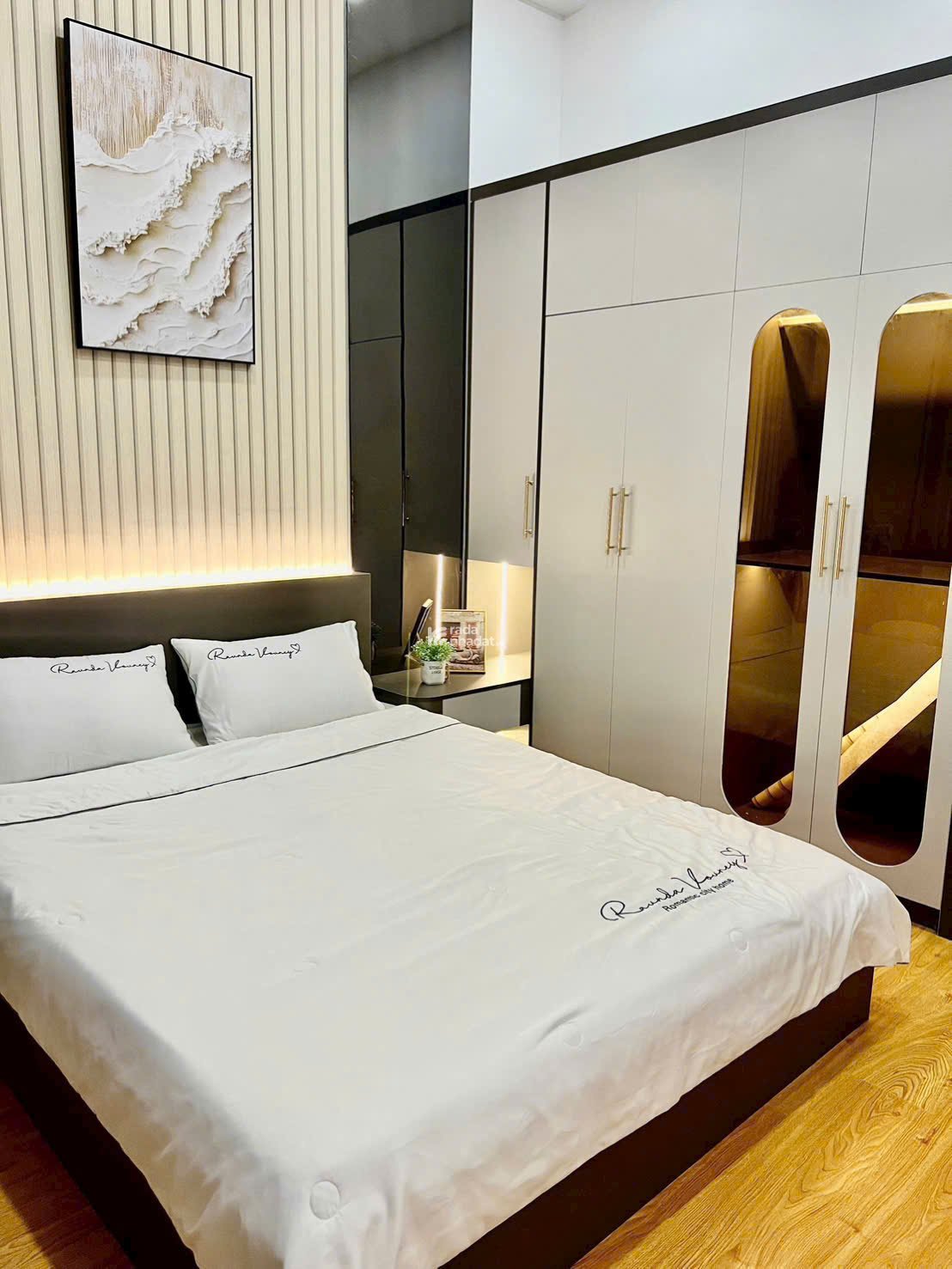   NHÀ ĐẸP HT13 - PHƯỜNG HIỆP THÀNH, Q12 (CŨ) - NHỈNH 5T