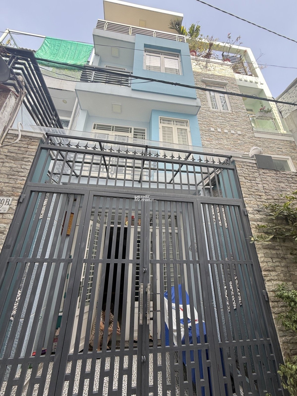 PHẠM VIẾT CHÁNH QUẬN 1 - HXH - DT: 50M2 (3.7x14M) - 4 TẦNG, 4 NGỦ, ĐỦ CÔNG NĂNG