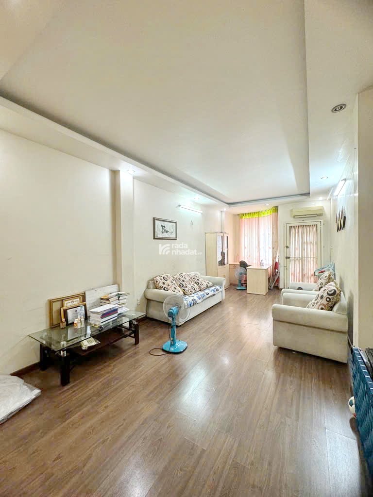 Bán nhà 4 lầu mặt tiền đường gần chợ Phạm Thế Hiển P.4 Q8 - Giá: 9 Tỷ nhỉnh