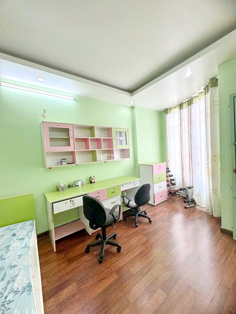 Bán nhà 4 lầu mặt tiền đường gần chợ Phạm Thế Hiển P.4 Q8 - Giá: 9 Tỷ nhỉnh