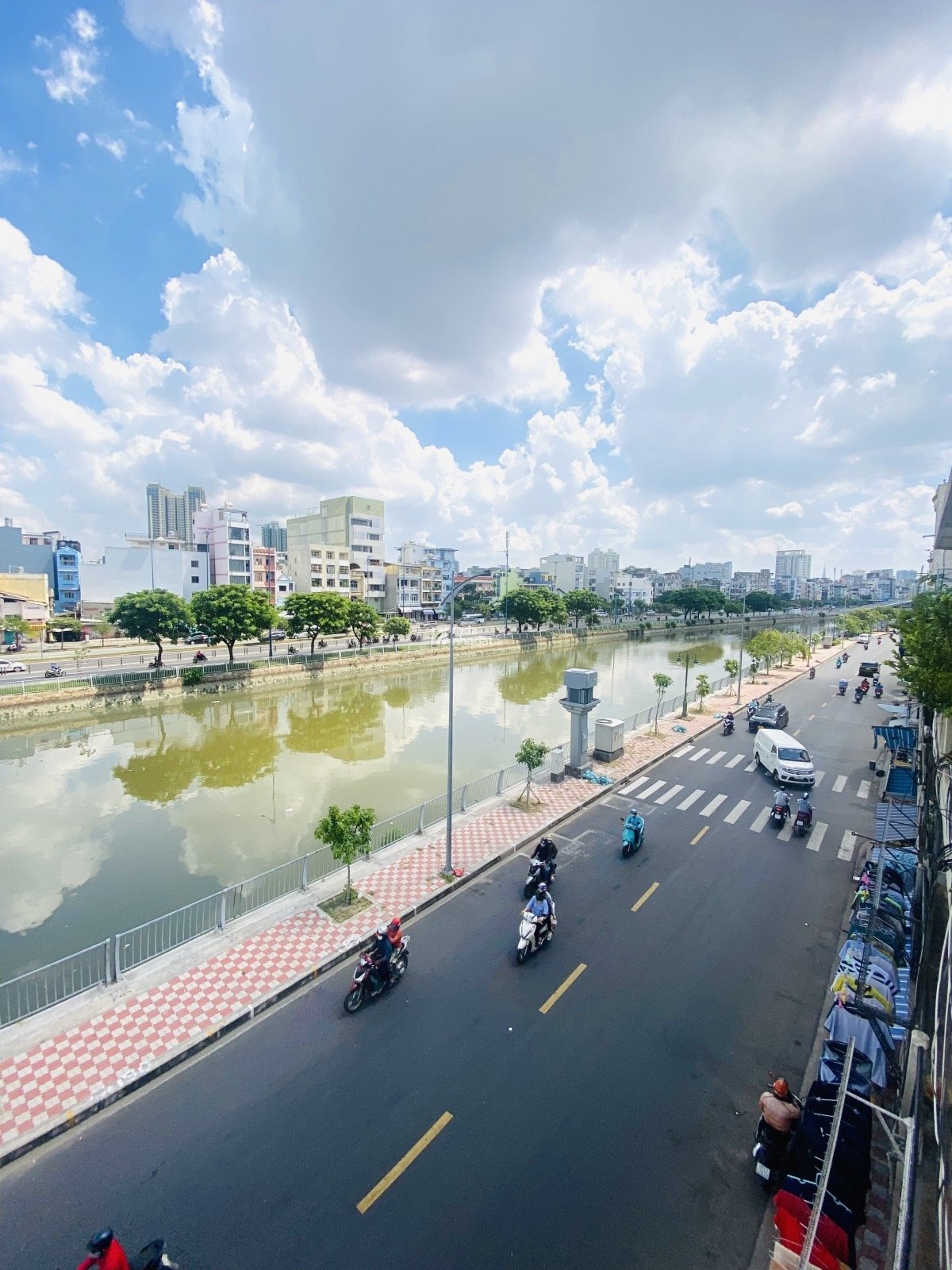 Chung cư Bình Đông Ngay Cầu Trà Và Tiện Di Chuyển Trung Tâm