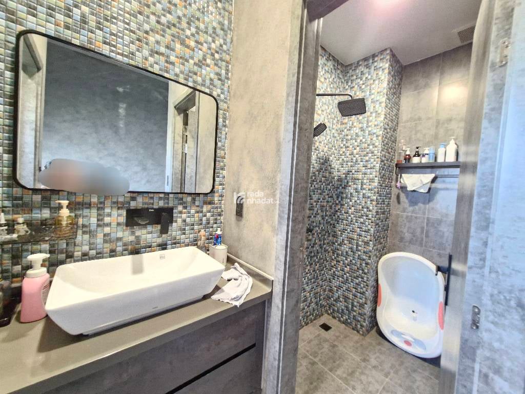 ĐỘC BẢN NHÀ PHỐ INDUSTRIAL - THIẾT KẾ LỆCH TẦNG & THÔ MỘC TINH TẾ - PHÚ HỮU Q9 - 7.5 TỶ