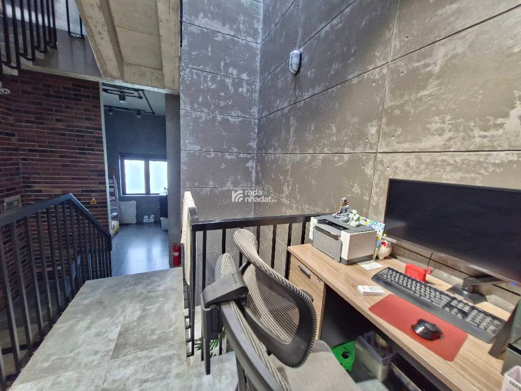 ĐỘC BẢN NHÀ PHỐ INDUSTRIAL - THIẾT KẾ LỆCH TẦNG & THÔ MỘC TINH TẾ - PHÚ HỮU Q9 - 7.5 TỶ