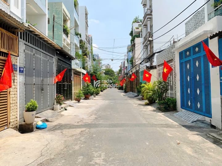 BIỆT THỰ MINI 2 TẦNG .DT 8X12,5M ĐƯỜNG BÌNH TRI ĐÔNG GIÁP TÊN LỬA