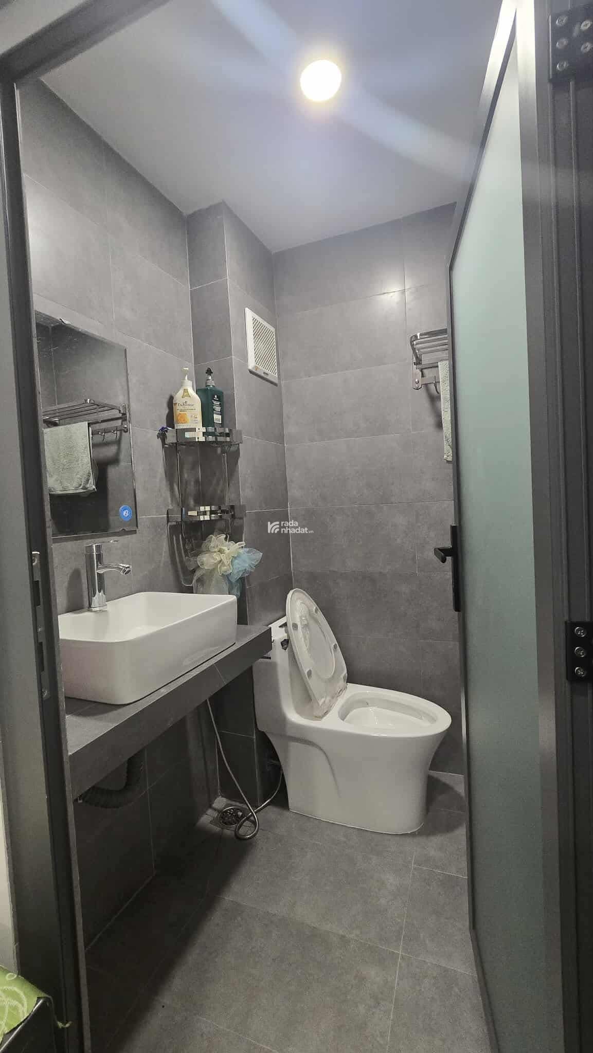 NHÀ TÂN BÌNH-3 tầng - tạng full nội thất chỉ 5,6 t ỷ