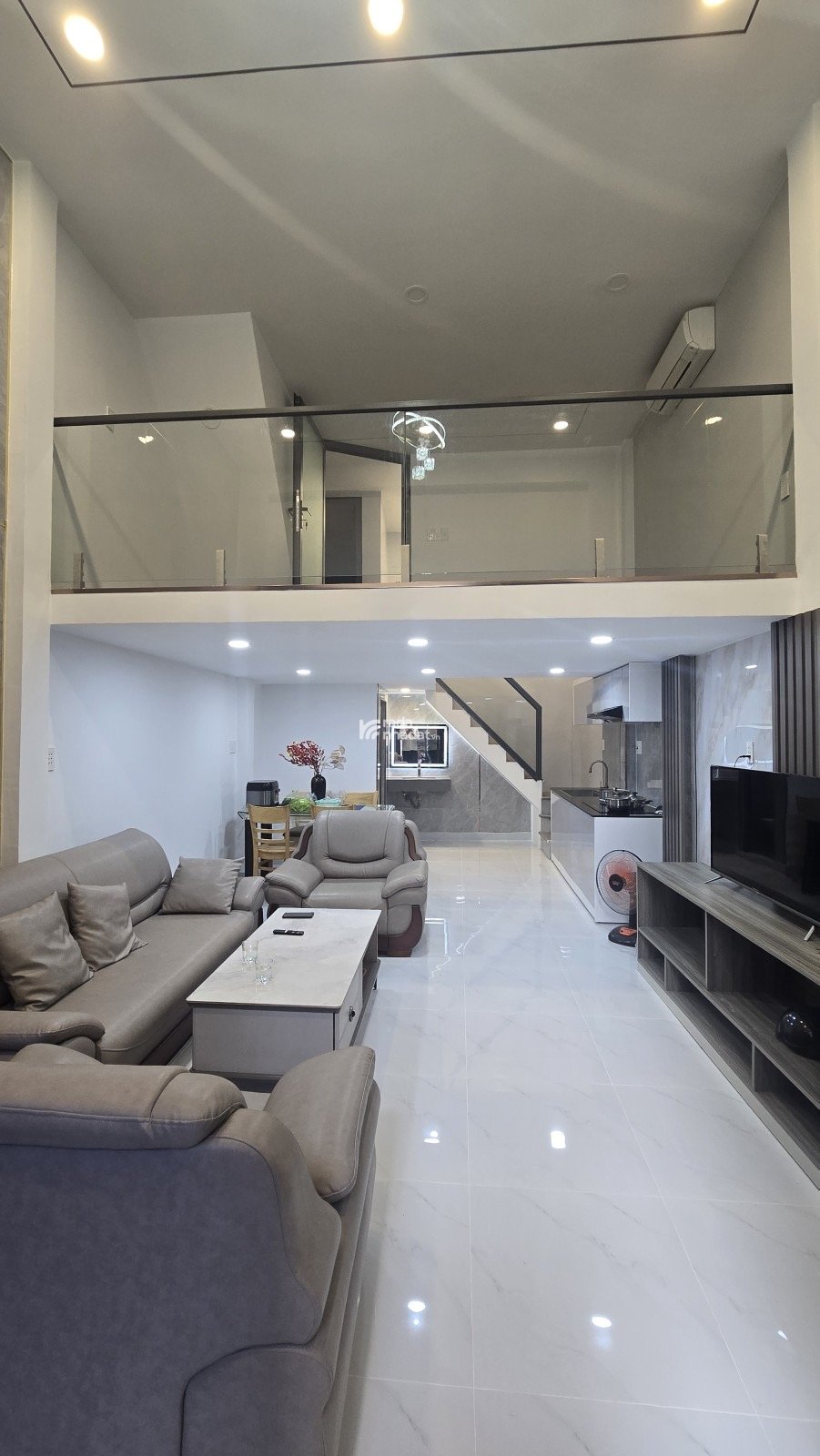 NHÀ TÂN BÌNH-3 tầng - tạng full nội thất chỉ 5,6 t ỷ