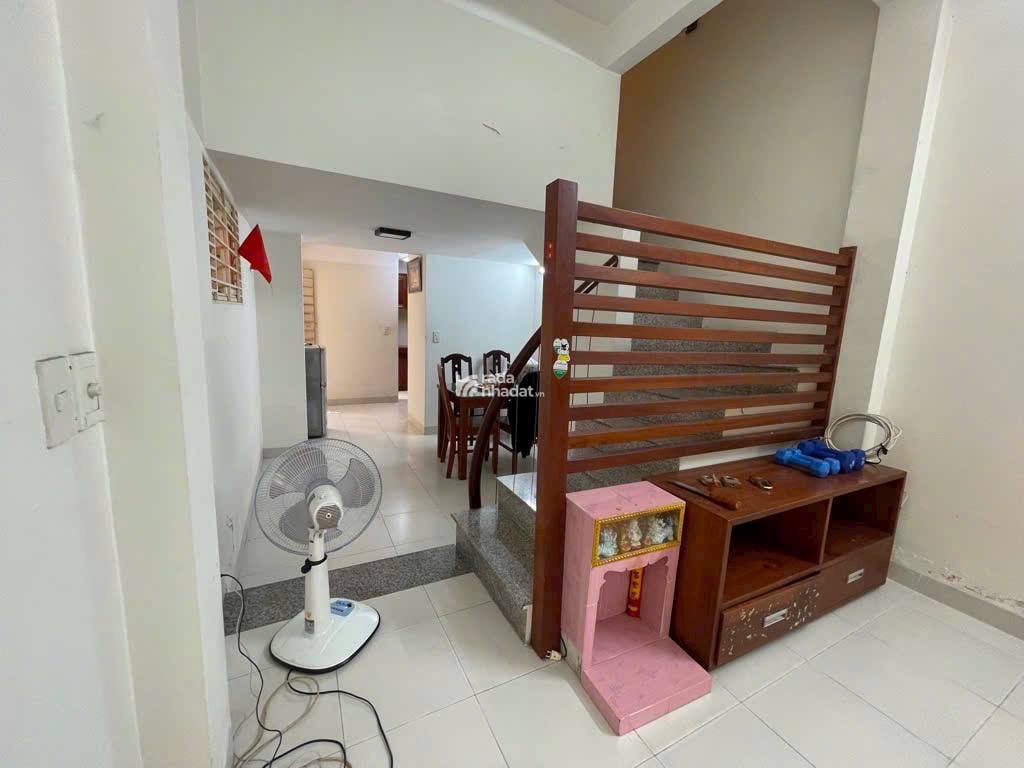  NHÀ HẺM 441 ĐIỆN BIÊN PHỦ NGAY HÀNG XANH, ĐH HUTECH- HẺM XE HƠI- 3 TẦNG BTCT 40M2 4PN CHỈ 5.xTỶ