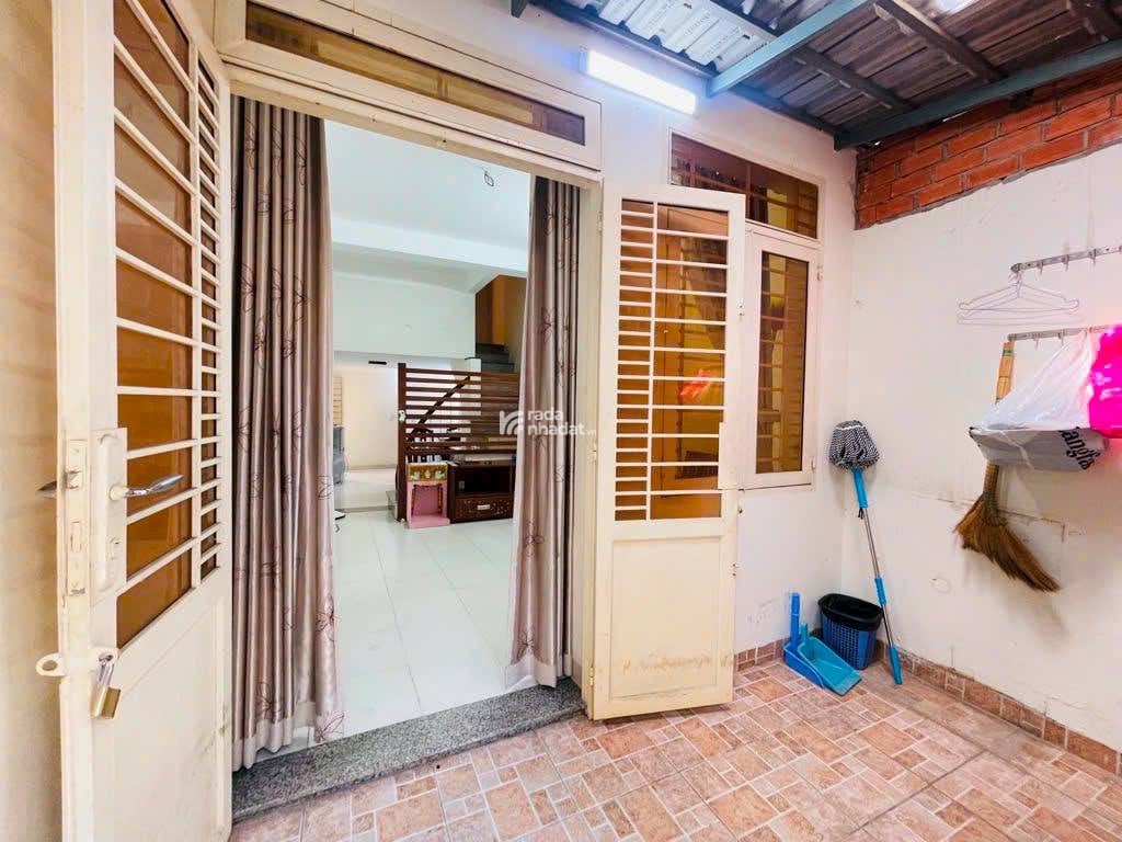  NHÀ HẺM 441 ĐIỆN BIÊN PHỦ NGAY HÀNG XANH, ĐH HUTECH- HẺM XE HƠI- 3 TẦNG BTCT 40M2 4PN CHỈ 5.xTỶ