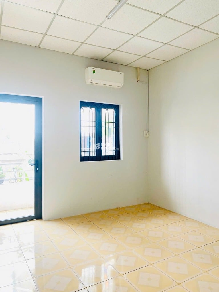 GẦN Q11, HẺM XE HƠI SÁT MT LŨY BÁN BÍCH, TÂN PHÚ, 77M2 KẾT CẤU MỚI. GIẢM 550TR CHỈ 7.9T TL TỐT