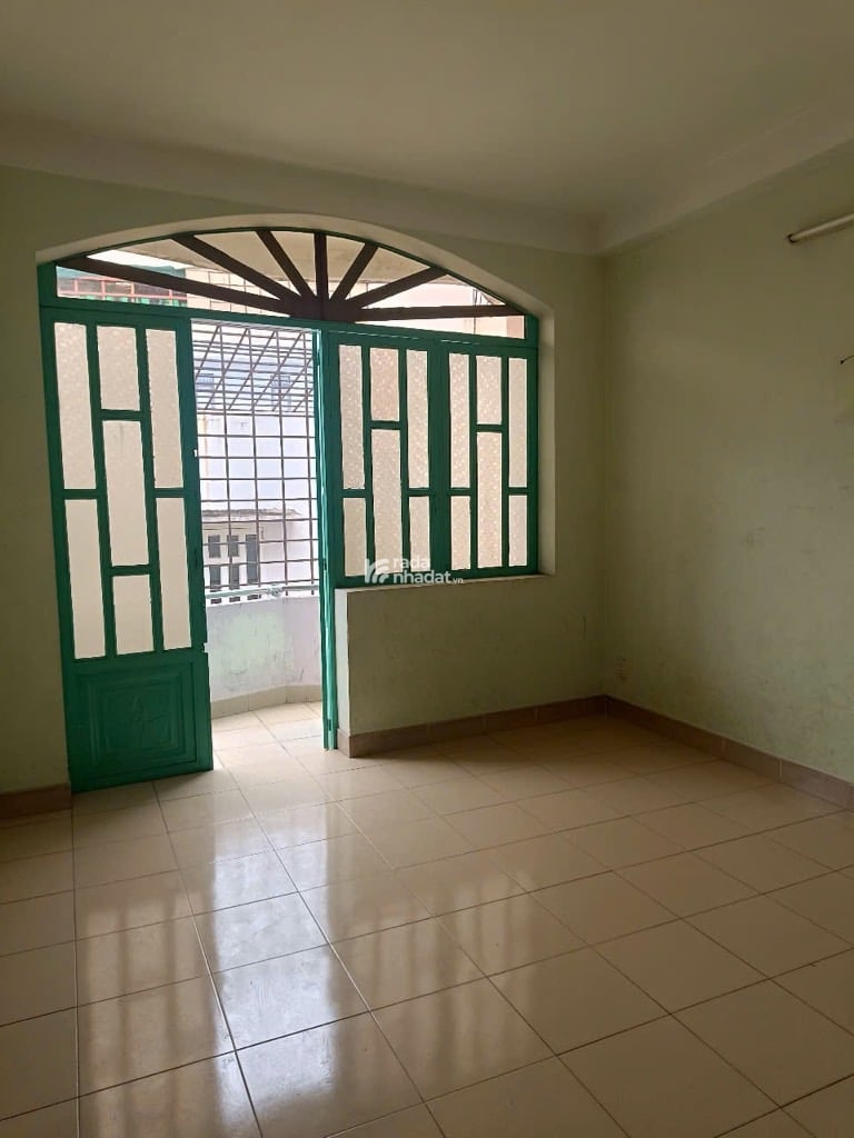 NHÀ 4 TẦNG BTCT - 4x10 - CÁCH 1 CĂN RA MẶT TIỀN - KHU TÊN LỬA - AEON