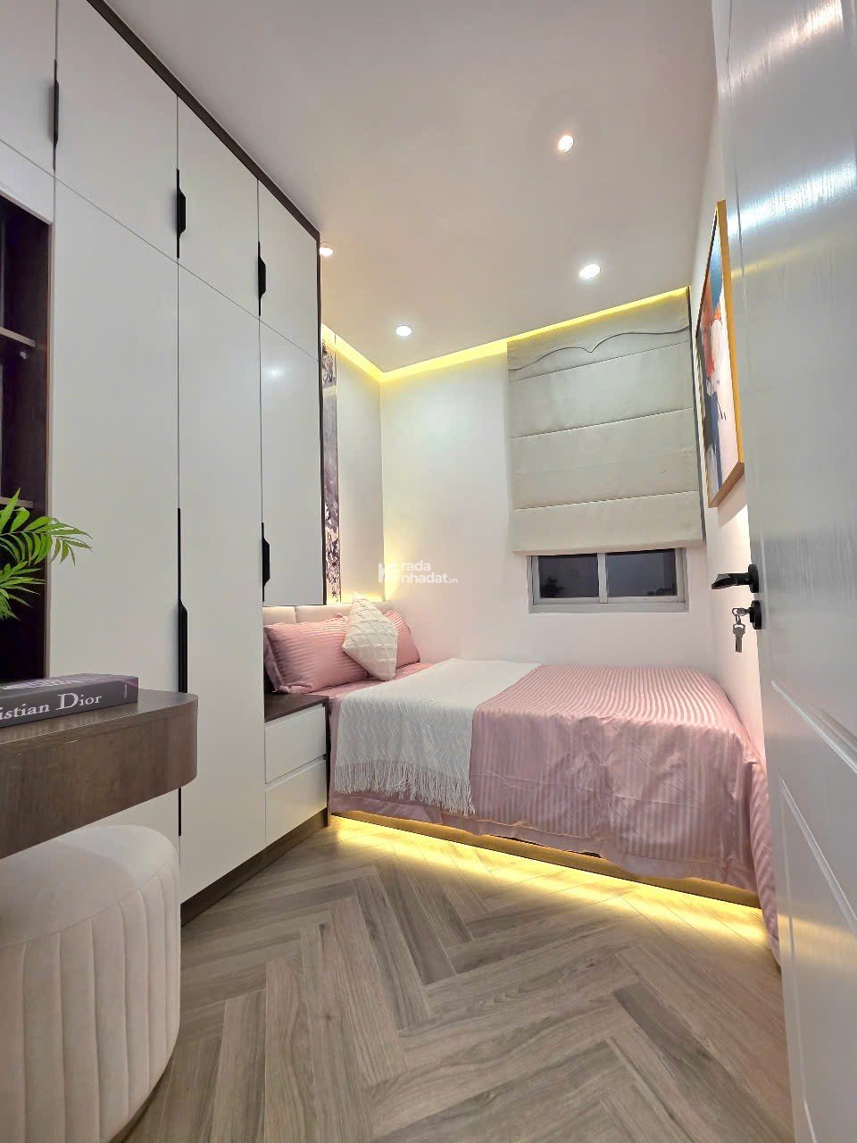 Bán nhanh căn hộ hộ nhà mới sky garden 2, PMH, Q7, 89m2, 3PN giá chỉ 6,7 tỷ 