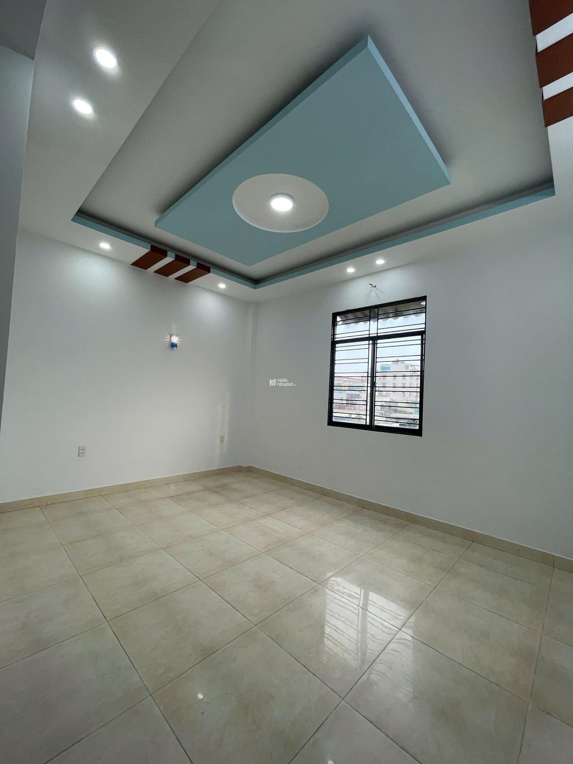 Nhà mới  ở ngay  diện tích 100 m2