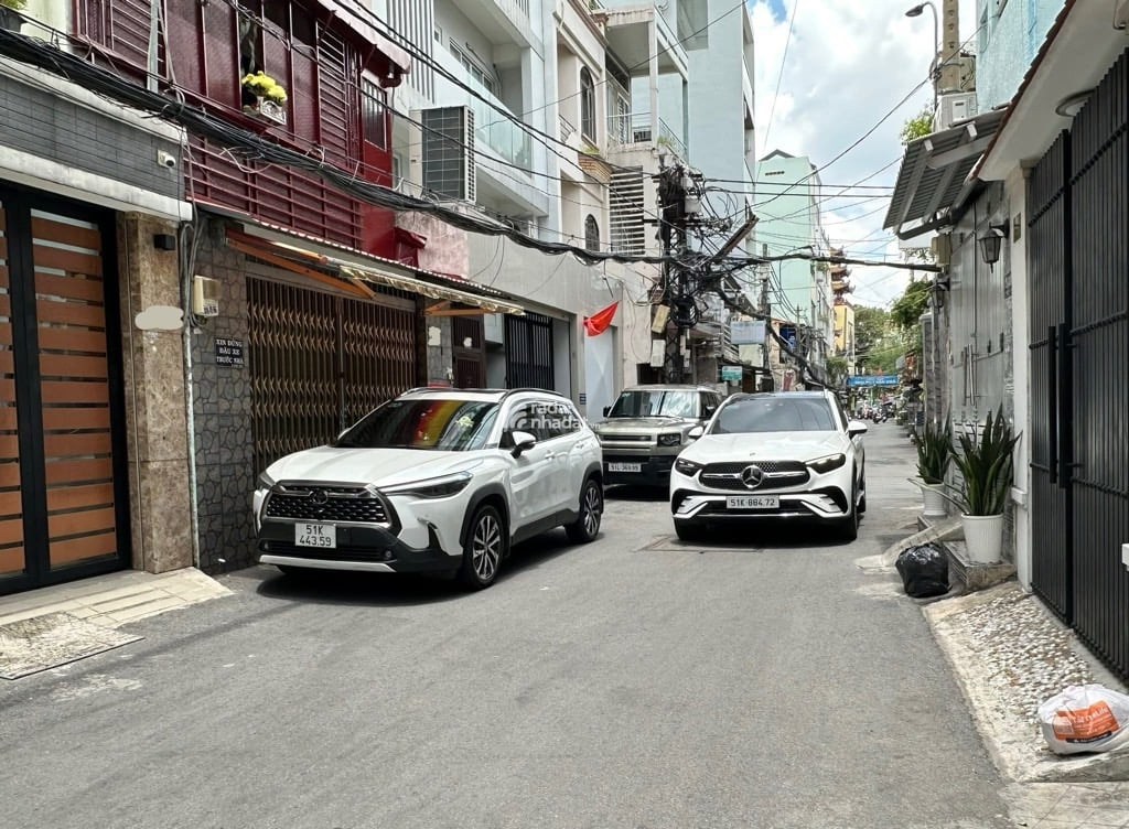 TRUNG TÂM. HẺM XE HƠI VIP LÊ VĂN SỸ, PHÚ NHUẬN, 65M2 CÓ KC MỚI. GIẢM 350TR CHỈ 13.5T TL 