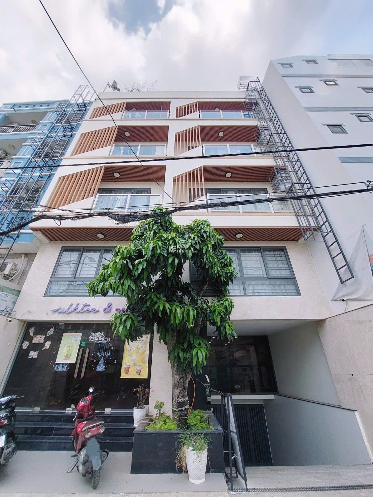 ĐH Văn Lang - Dòng tiền 200tr/tháng - CHDV 7 tầng  Hầm 141m2 (1014)