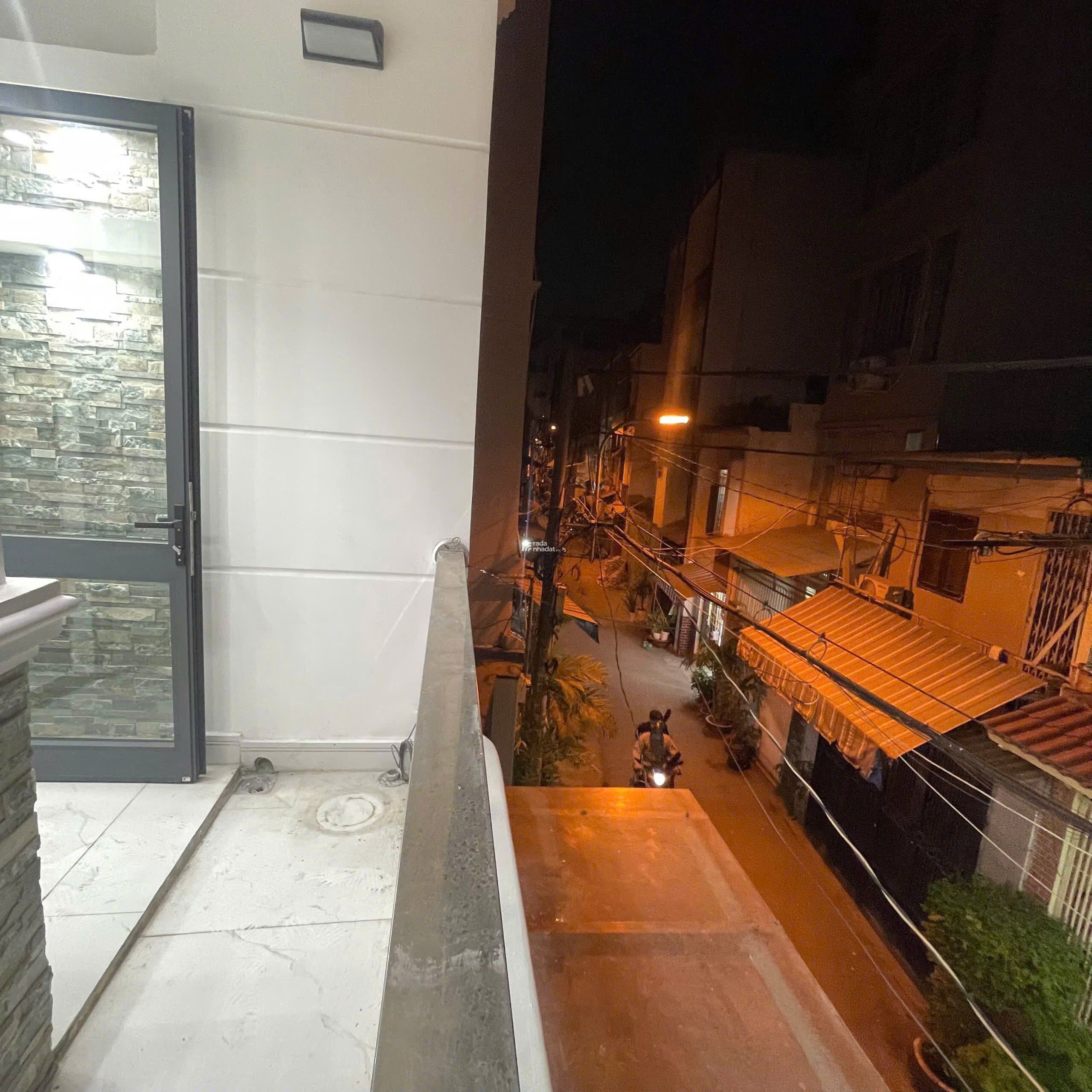 Nhà đẹp HXH Nguyễn Thị Nhỏ, 61m2, 2 tầng, chỉ 9.5 tỷ TL, ở ngay