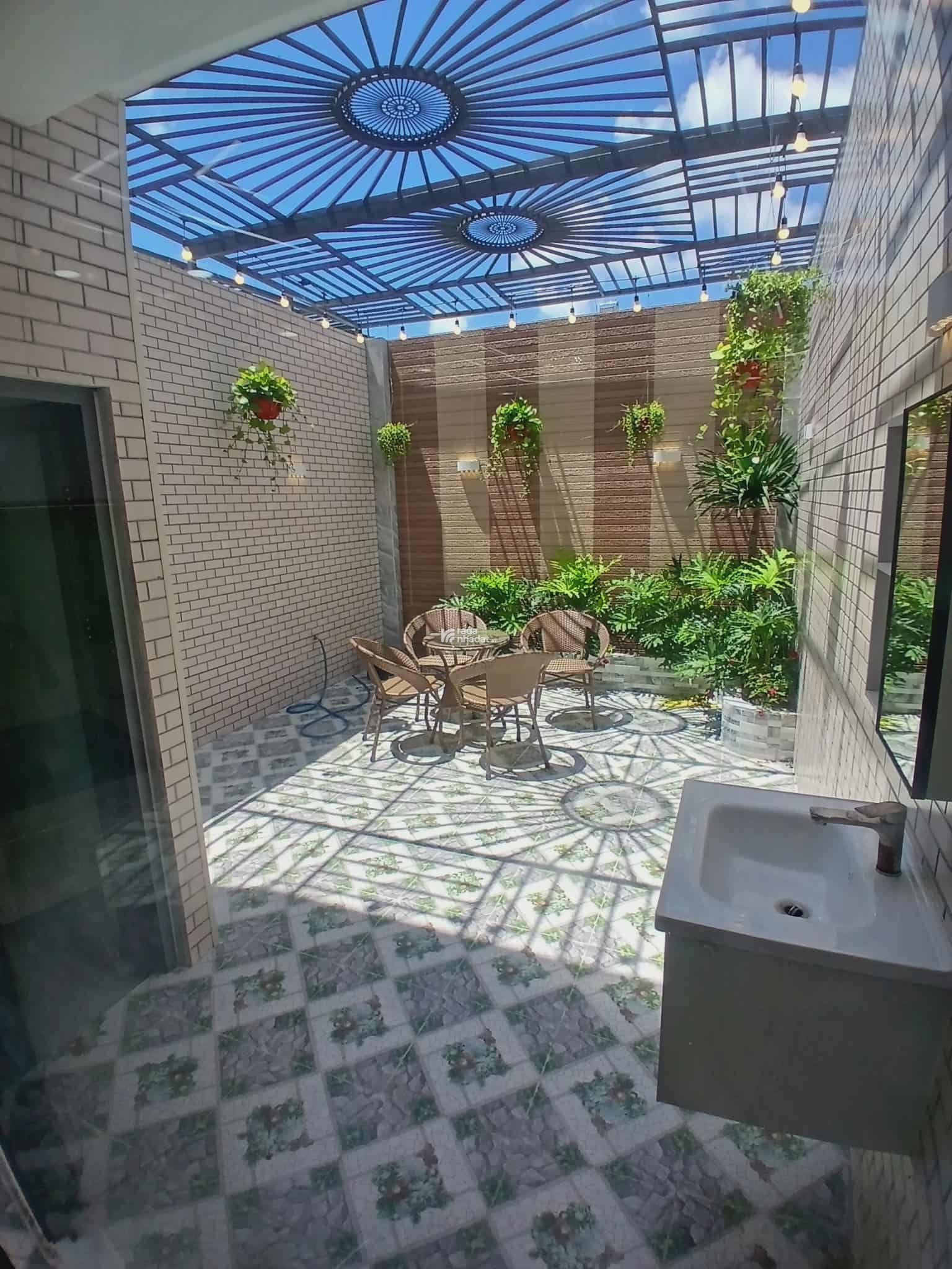 SIÊU PHẨM NHÀ MỚI ĐẸP 5 TẦNG FULL NỘI THẤT - GẦN 100M2