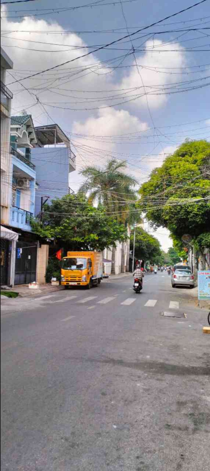 Hẻm 8m có vỉa hè đường Lê Sát, 80m2, 4x20, 4 tầng BTCT, 4PN, nhà kiên cố, 10.8 tỷ TL