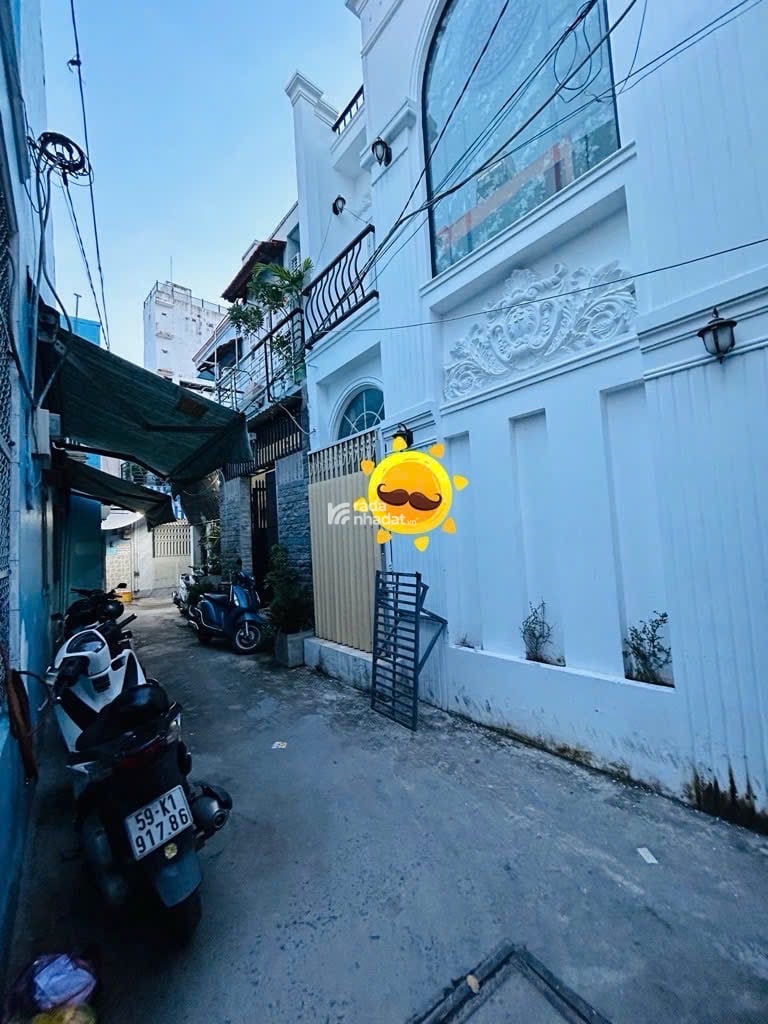 Bán nhà Quận 7 nở hậu ngang 4.7m nở hậu 4.8m dài 10m nhà 2 tầng 3 phòng chỉ 5 tỷ nhỉnh
