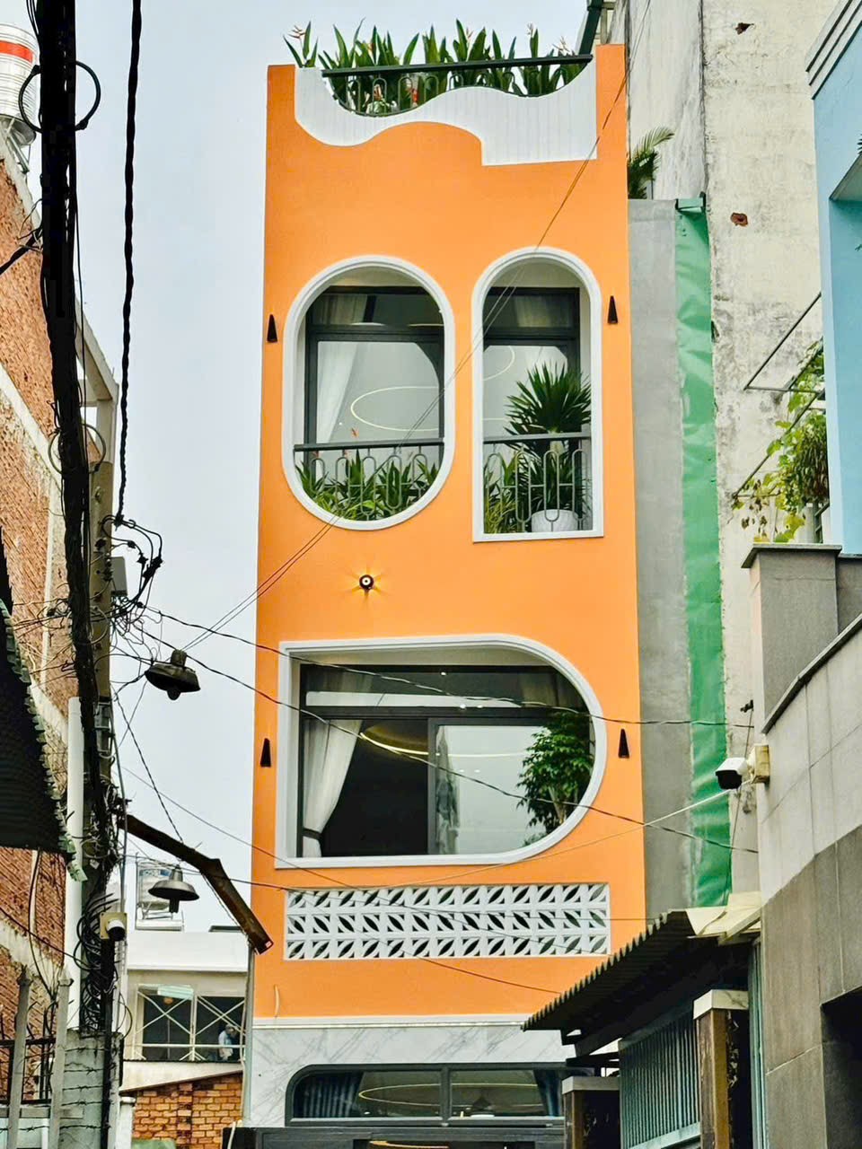 Nhà cần bán gấp Bùi Đình Túy, P24, Bình Thạnh, 8 tỷ, sổ riêng, xung quanh tiện ích đầy đủ 