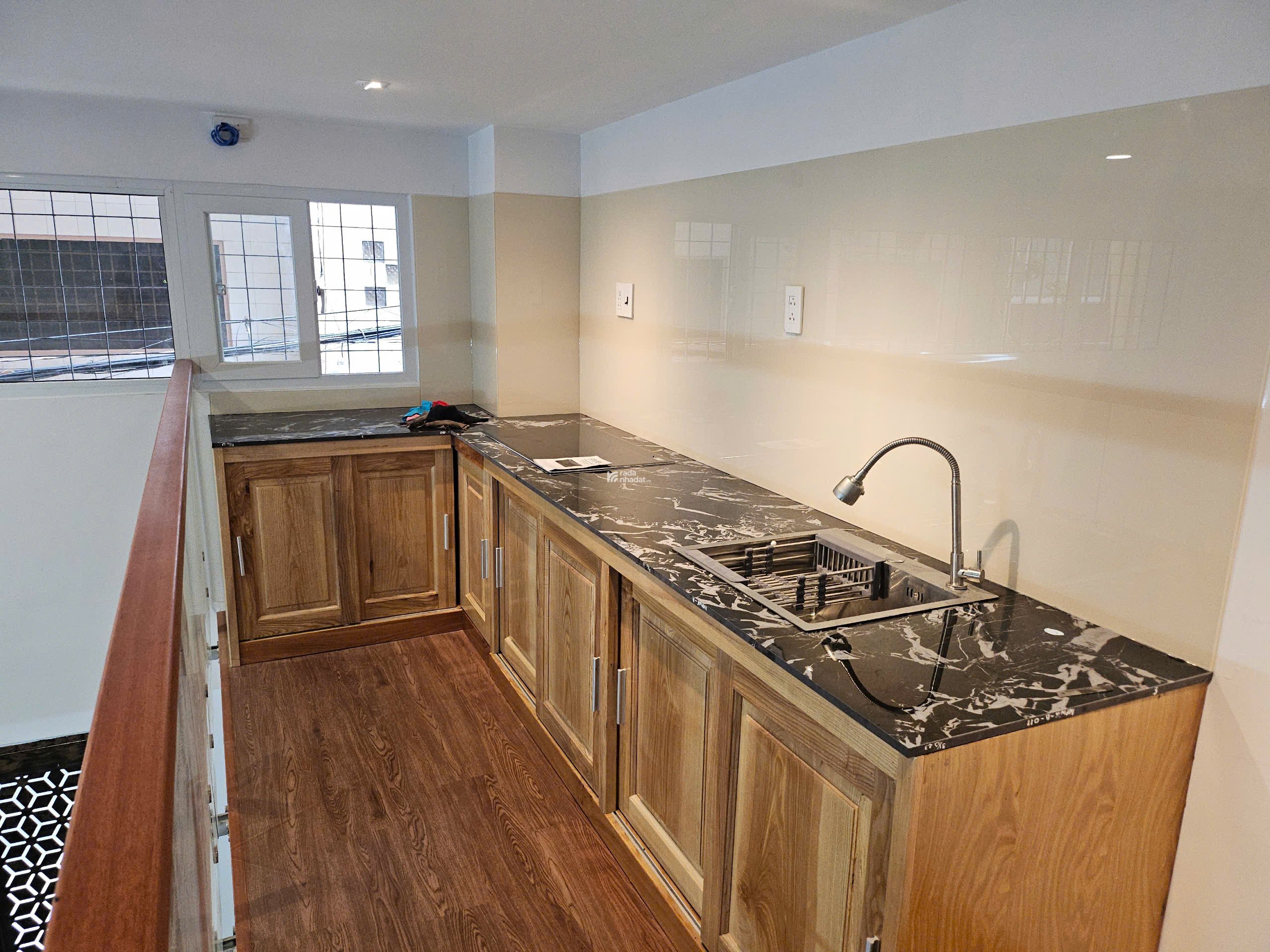 BÁN NHÀ HẺM XE HƠI NGUYỄN THIỆN THUẬT 55 MÉT VUÔNG GIÁ 16 TỶ - SẴN HĐT 38.5 tr/ Tháng