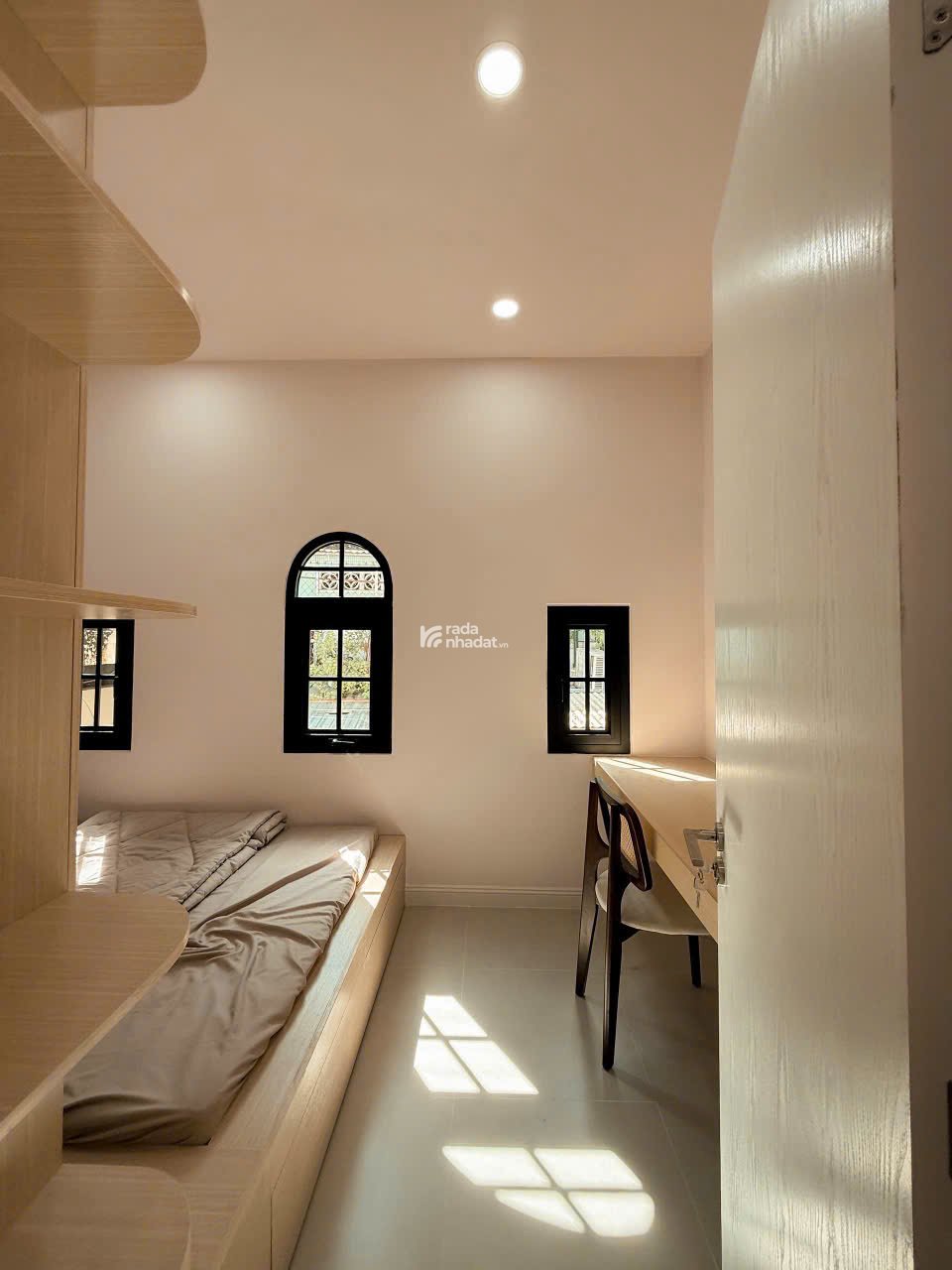 BÁN NHÀ HẺM XE TẢI 453 LÊ VĂN SỸ - NGANG 4M - GIÁ MỀM 4.6 TỶ 