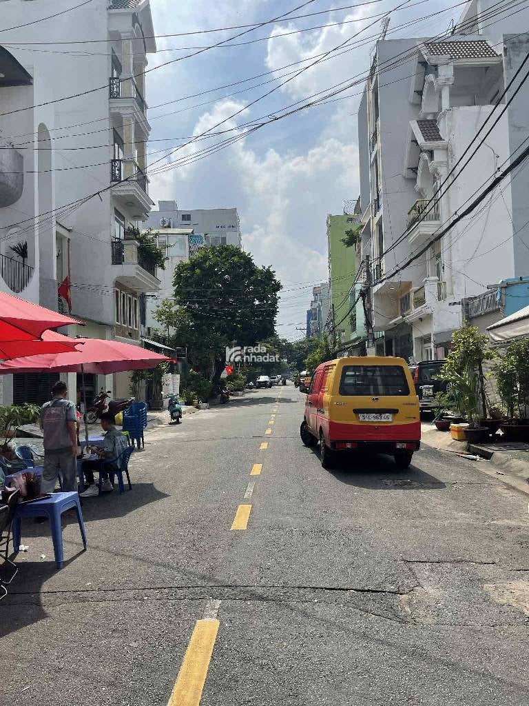 NGAY CHỢ VẢI, MTKD LÊ QUỐC TRINH, TÂN PHÚ, 85M2 HIẾM CÓ. GIẢM 550TR CHỈ CÒN 5.5T TL TỐT