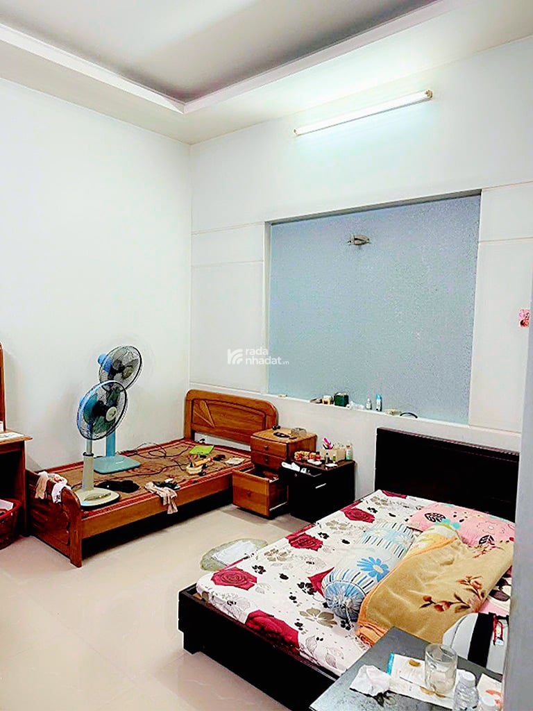 Bán nhà mặt tiền đường trần tấn tân sơn nhì