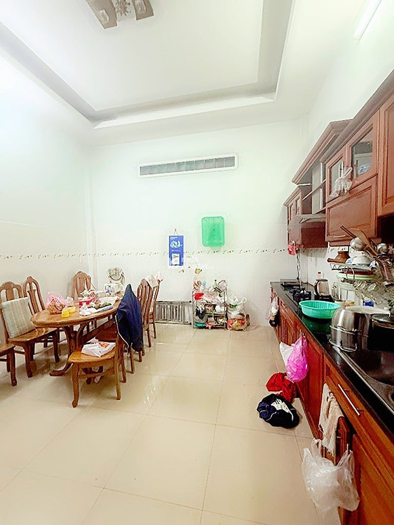 Bán nhà mặt tiền đường trần tấn tân sơn nhì