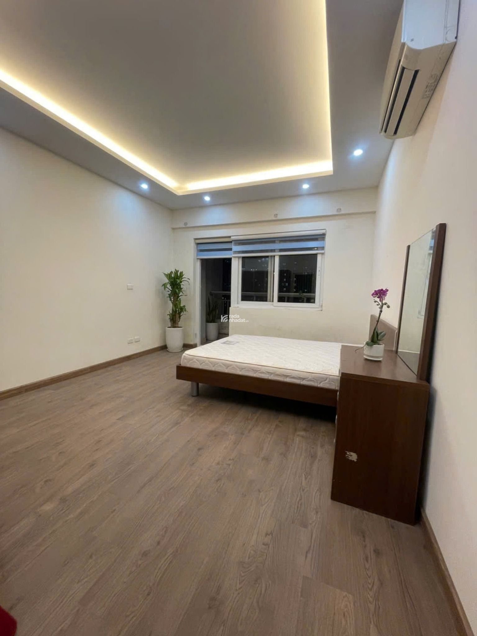 Hot cho thuê CH rất rộng 165m2, 3 phòng ngủ, full đồ Hei Tower giá rẻ 17 triệu. LH 0963 683 ***
