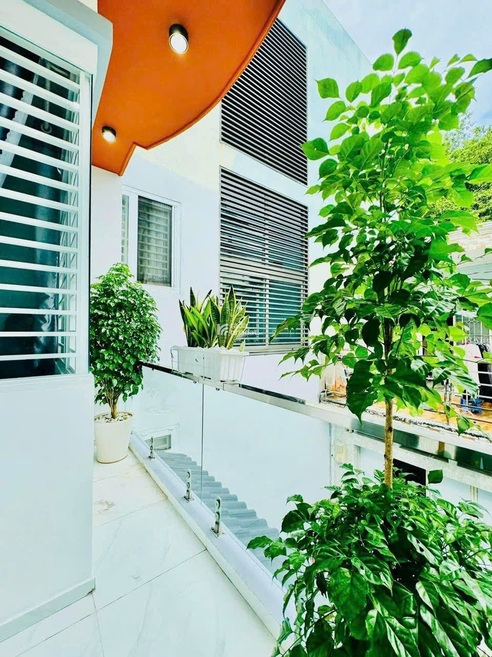 Bán nhà 2T HXH đường Phan Huy Ích, Phường 15, Tân Bình DT 4x10m, Giá nhỉnh 4 tỷ 