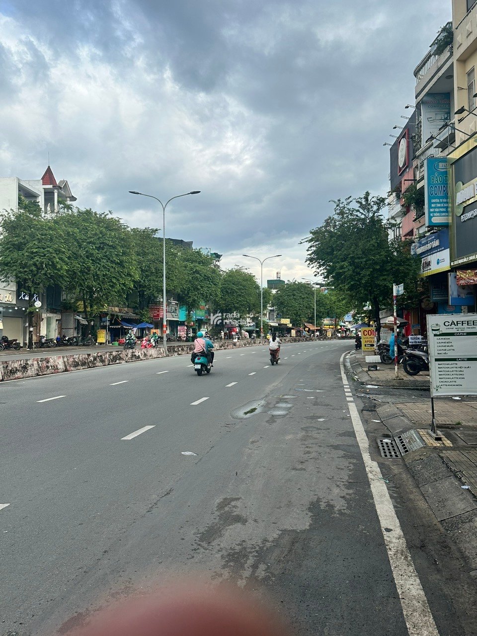 Bán nhà 7 tầng (DTS: 425m2) mặt tiền Lê Trọng Tấn, Q. Tân Phú