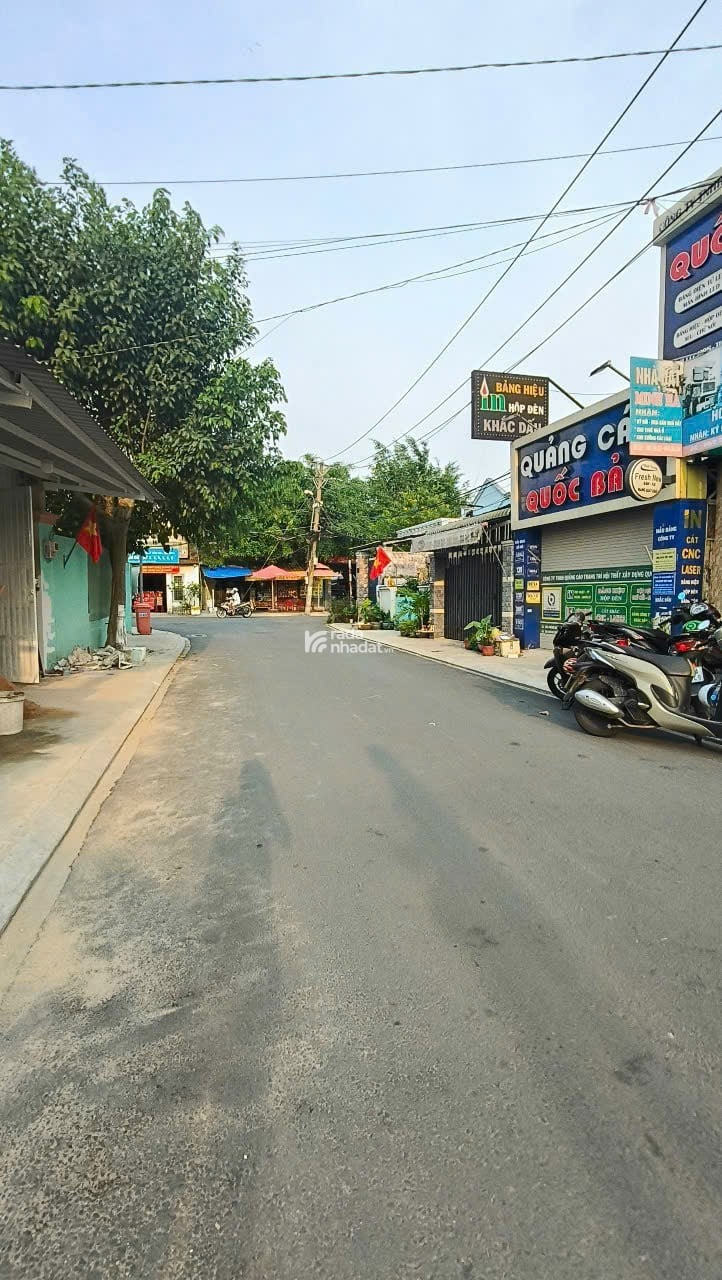  BÁN NHÀ PHỐ 3 TẦNG ĐẸP SỔ HỒNG RIÊNG  VÀO Ở NGAY