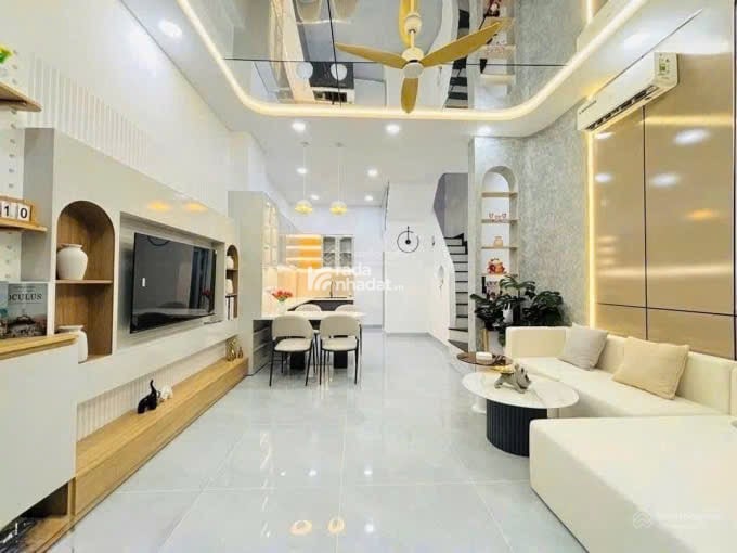 Bán Nhà 43m2 - Giá Rẻ 2,65 tỷ Lê Văn Duyệt P3 Quận Bình Thạnh Hcm