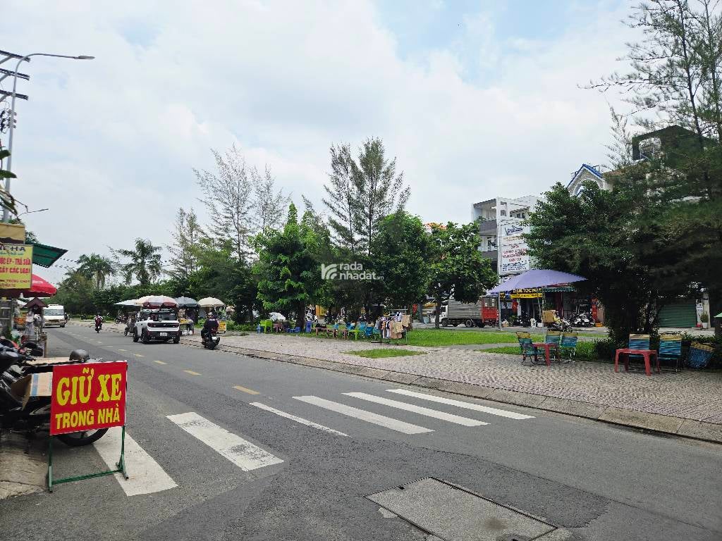 HẺM XE HƠI LƯU CHÍ HIẾU, TÂN PHÚ, CHUẨN 72M2 HIẾM CÓ. GIẢM 550TR CHỈ CÒN 5.3T TL TỐT