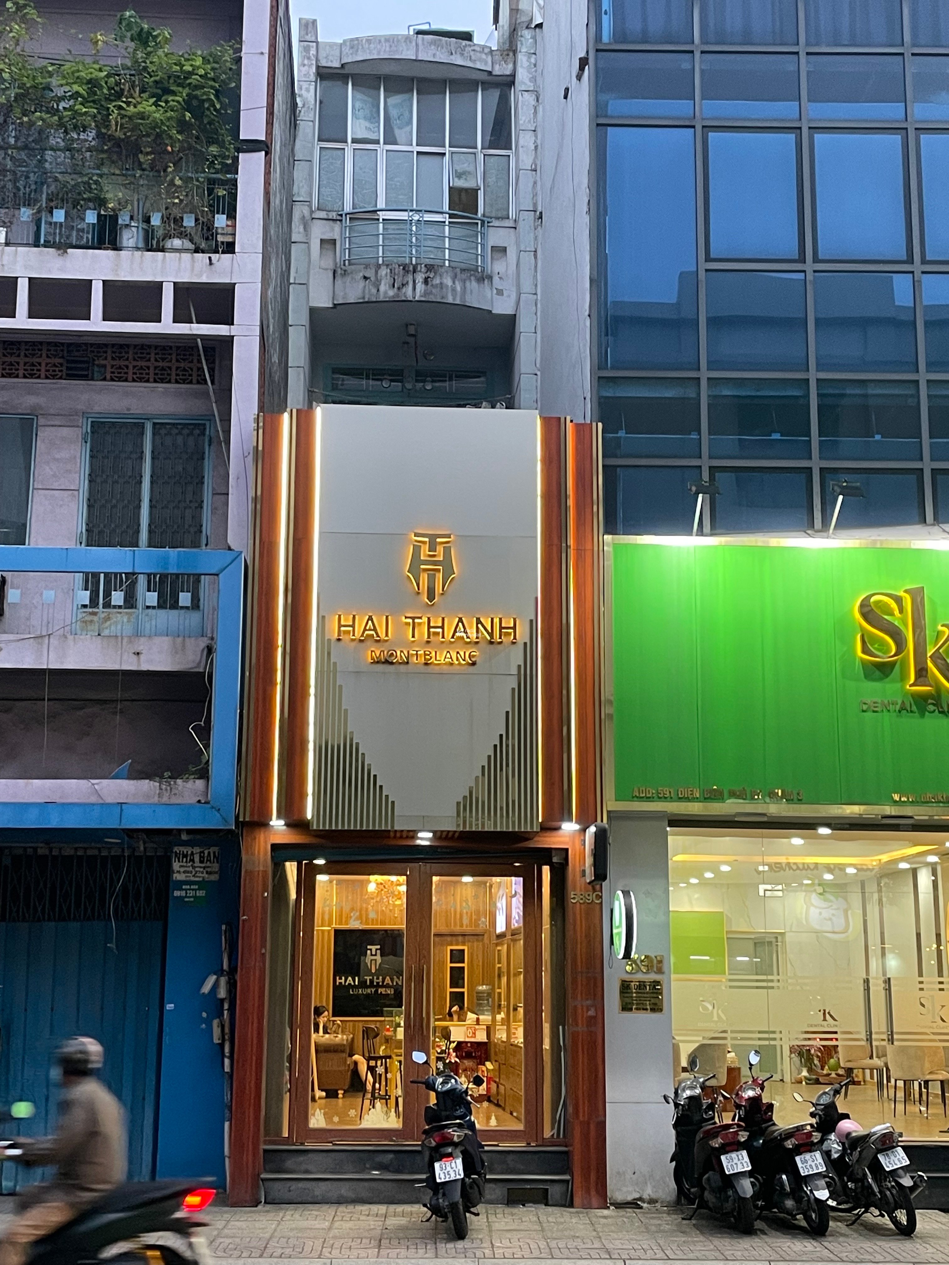 Bán nhà mặt tiền 589c Điện Biên Phủ F1 Q3 TPHCM . Giá 22 tỷ. 5 phòng ngủ, 7 WC.  