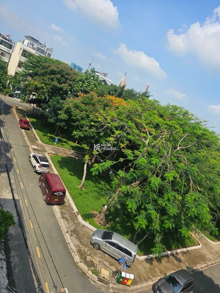 BÁN NHÀ MẶT TIỀN KHU TÊN LỬA 100M2 4 TẦNG VIEW CÔNG VIÊN GARA Ô TÔ THANG MÁY CHỈ 11.9 TỶ
