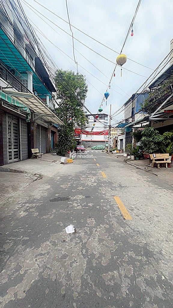 Bán nhà đường t4a tây thạnh tân phú