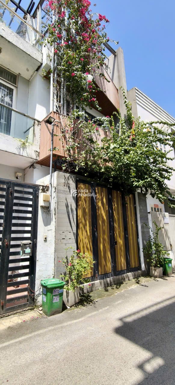 Nhà 3 Tầng 2 Mặt Tiền Ô Tô 7 Chỗ Vào Thoải Mái Trung Tâm Trường Thọ Thủ Đức Giá 7.5 Tỷ