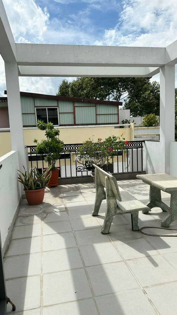 1 CĂN RA MẶT TIỀN - ĐƯỜNG 3/2- Q.11- 5 TẦNG -  65M2-  12 TỶ 5