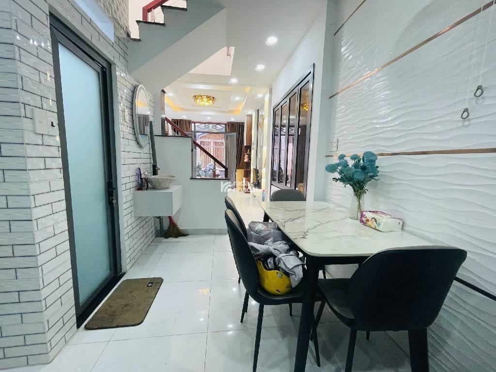 chính chủ gấp bán nhà 2 tầng, gấp gấp lắm rồi