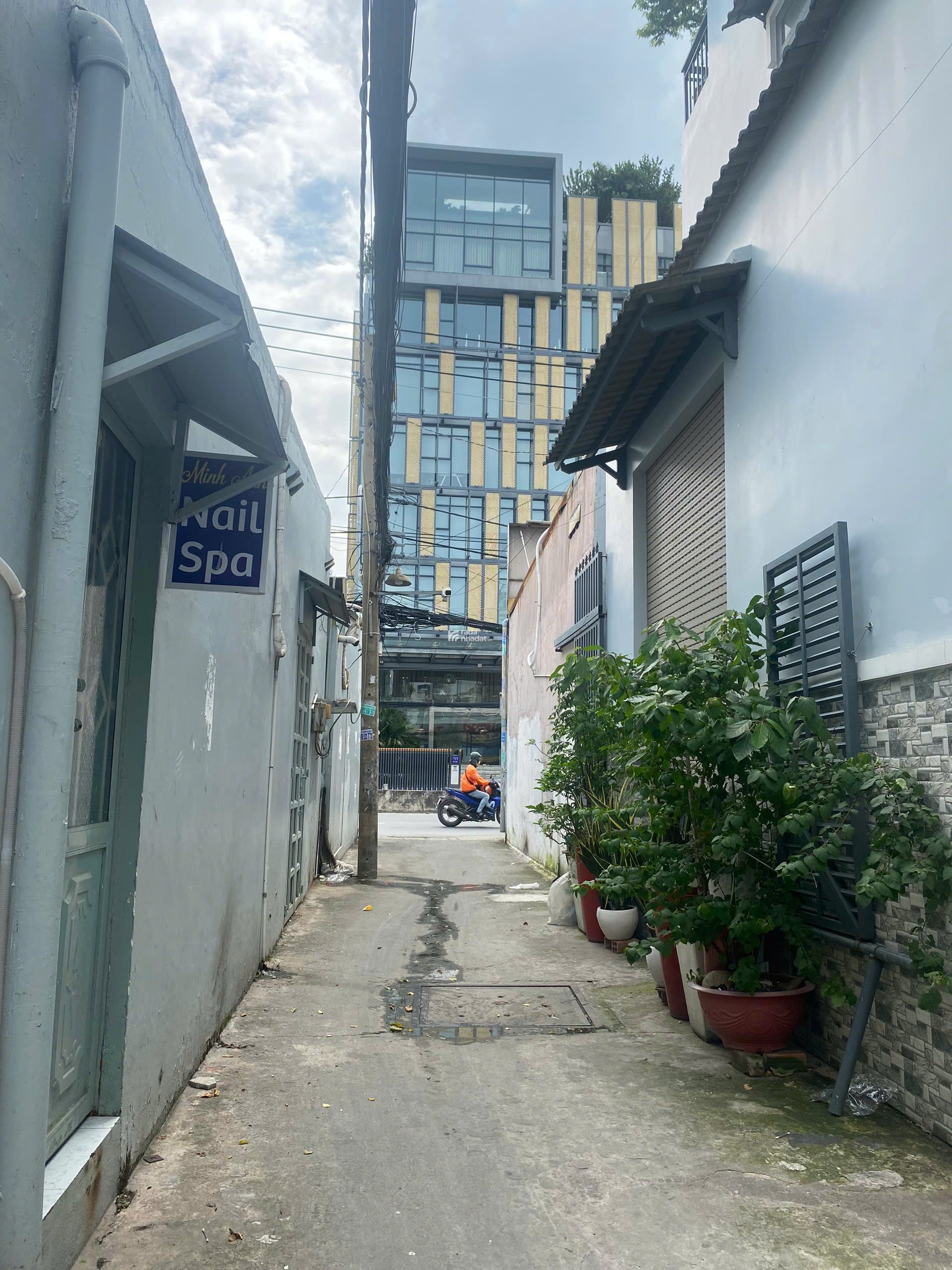 bán nhà Huỳnh Tấn Phát (cách MT 30m); 60m2; 4 tầng; 3PN; sổ hồng hoàn công