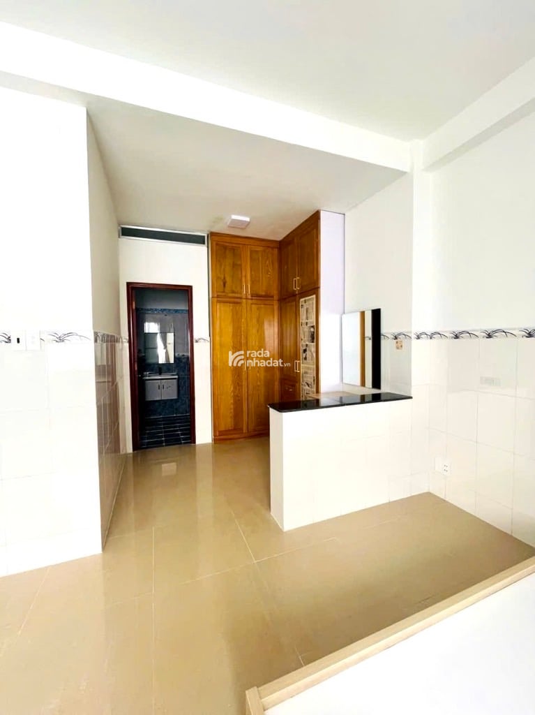 80m2 - Giá 12.8 tỷ - Ngang 5m - Mặt lộ Hoàng Quốc Việt khu Lacasa Q7