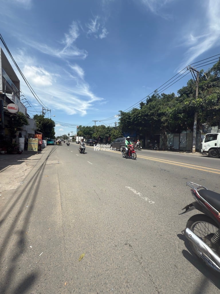 MTKD CHẾ LAN VIÊN, TÂN PHÚ, 240M2 NGANG CHUẨN 4M. GIẢM 550TR CHỈ 30T TL TỐT